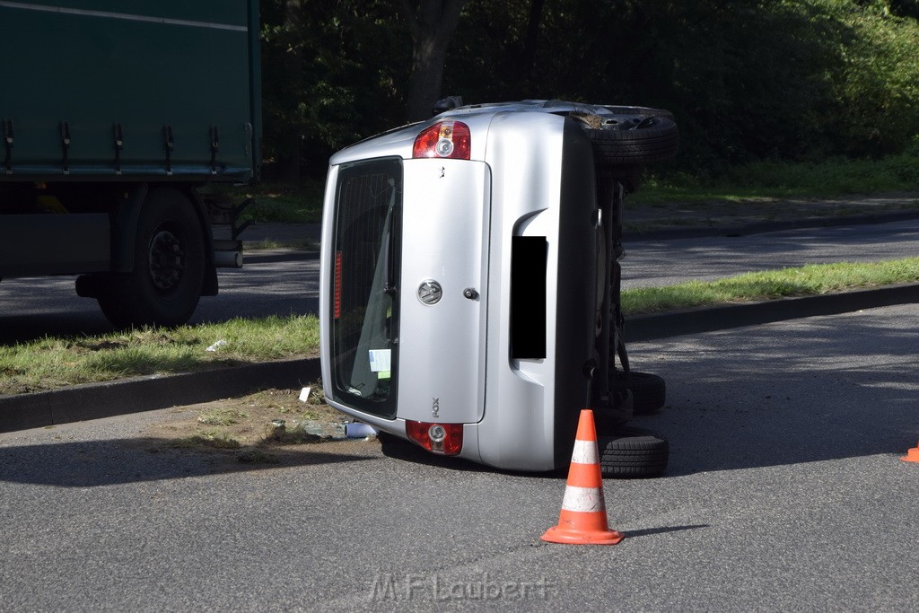 VU LKW PKW Koeln Riehl An der Schanz P37.JPG - Miklos Laubert